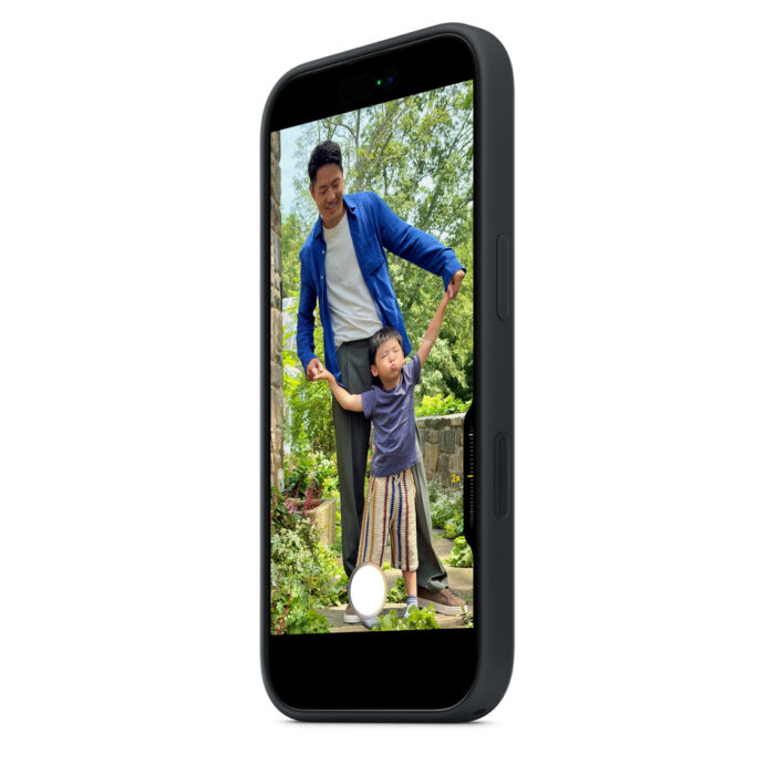 MGF14_06.jpeg Калъф от Apple за iPhone 17 Silicone Case with MagSafe - Black - Image 2