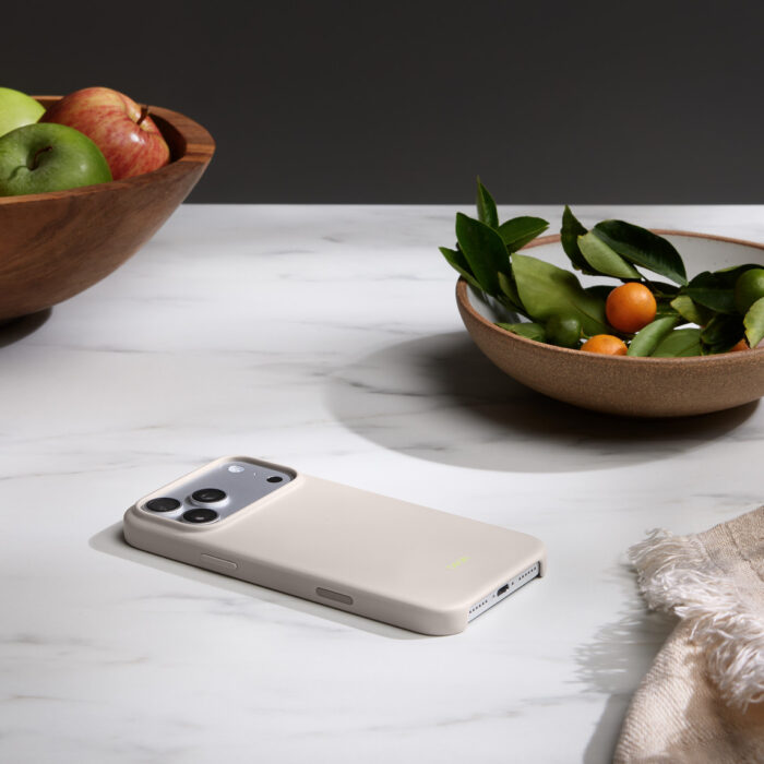 Beats iPhone 17 Pro Max Case with MagSafe and Camera Control ? Lime Stone - Image 2