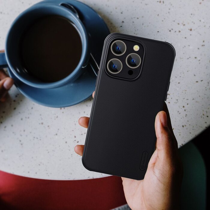 pol_po_nillkin-super-frosted-shield-pro-hulle-fur-iphone-14-pro-ruckseite-blau-108177_14.jpg Калъф от Nillkin Super Frosted PRO Back Cover за Apple iPhone 14 Pro Blue (Without Logo Cutout) - Image 14