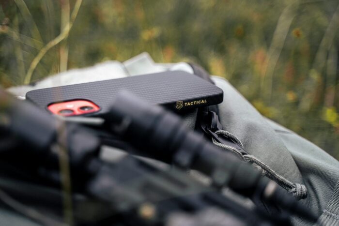 Tactical MagForce Aramid Cover for Apple iPhone 12/12 Pro Black - Image 6