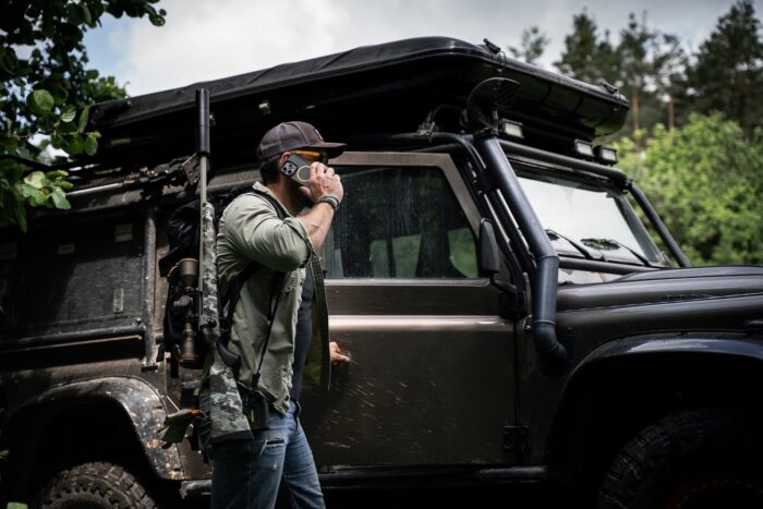 Калъф от Tactical MagForce Hyperstealth 2.0 Cover за iPhone 16 Pro Black/Yellow - Image 4