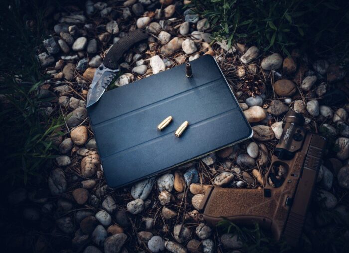 Калъф за iPad 10,9 от Tactical TriFold Case - черен - Image 4